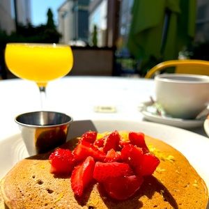 Meet your Posher, Marivic